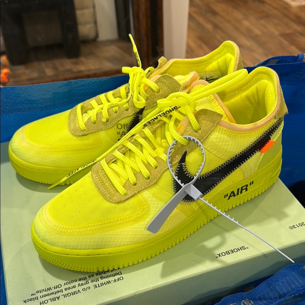 Nike Off-White Air Force 1 Low Volt Sneakers